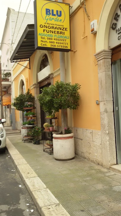 BLU GARDEN FIORAIO AGENZIA ONORANZE FUNEBRI DI GIUSEPPE DICOSOLA & ROSANNA MARIELLA, Fiorista a Capurso