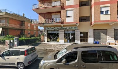 Dell'Unto Teresa, Fiorista a Aprilia