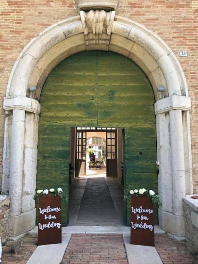 Garden Center Fiorilandia Di Bazzoni Martina, Fiorista a Fano