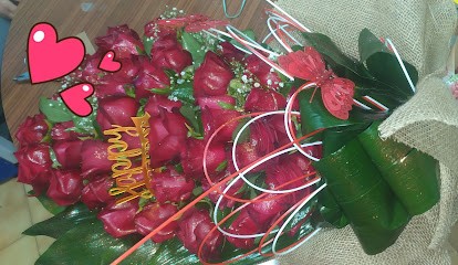 Dillo Con Un Fiore di Onofrio e Alessandra, Fiorista a Calatabiano