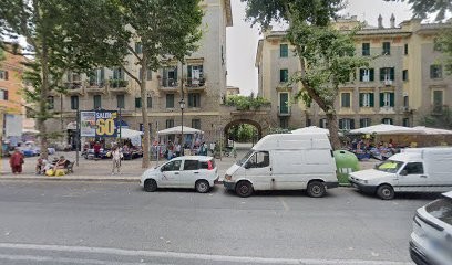 Tagliatesta Iole, Fiorista a Roma