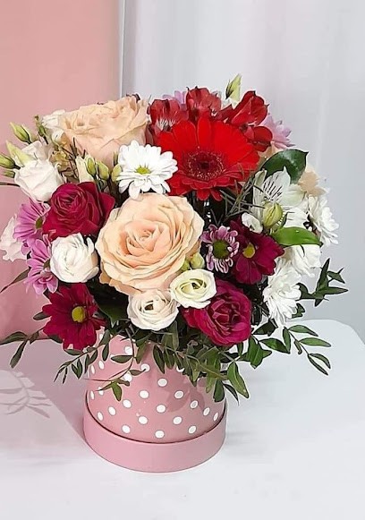 Mariflor di Bonanomi Maria Enrica, Fiorista a Santa Maria Hoè