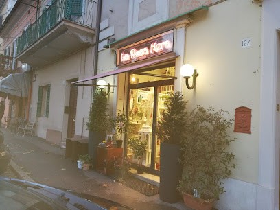 La Rosa Nera, Fiorista a Jesi