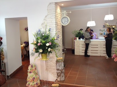 L' Angolo Dei Fiori Di Isabella Annibali, Fiorista a Frascati