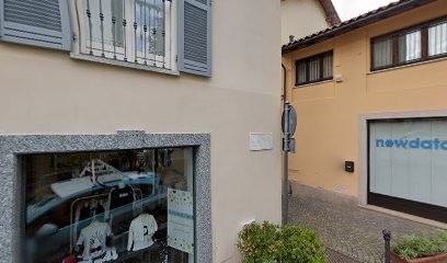 Il Giardino Di Anna Di Bolongaro Anna, Fiorista a Stresa