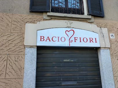Bacio fiori, Fiorista a Camparada