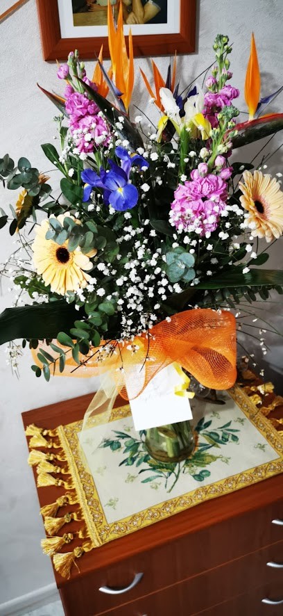 Note Di Fiori Di D'Andrea Michelina Fiorista, Fiorista a Manfredonia