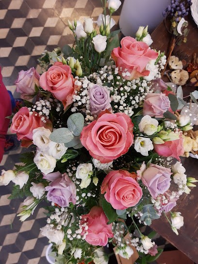 Il Bucaneve, Fiorista a Calizzano