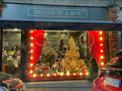 Dream In A Box, Fiorista a Roma