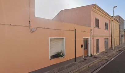 Caria Evelina, Fiorista a Tresnuraghes