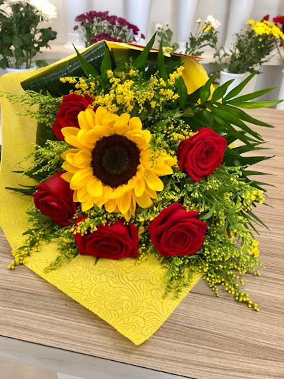 Floridea di Giannopolo Vincenzo Giuseppe, Fiorista a Caltavuturo