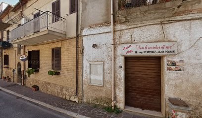 Fiori Laura, Fiorista a Mentana