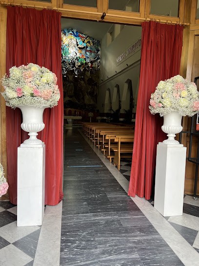 Fioraio Senese Di Paesano Vincenzo, Fiorista a Napoli