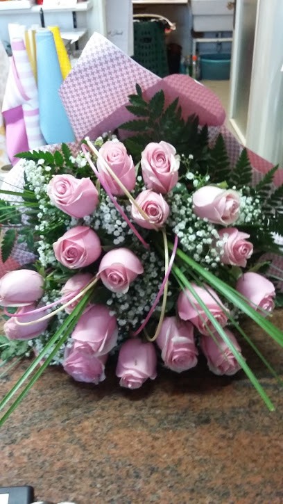 Il Quadrifoglio Di Giuliano Lorena, Fiorista a Fiano