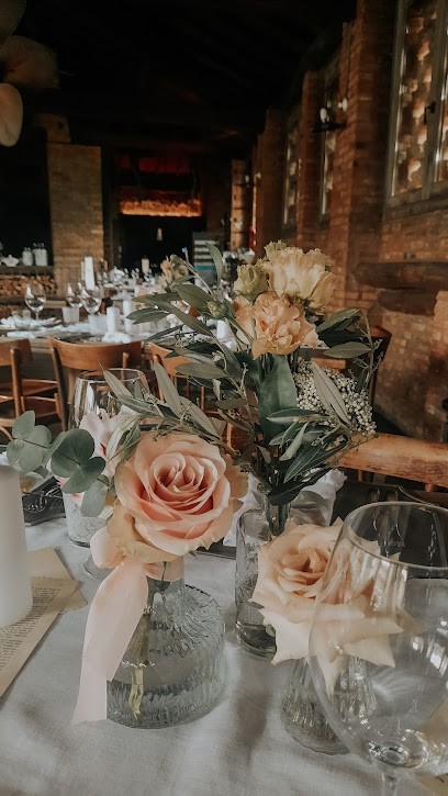 Petali d'autore di De Marco Daniela, Fiorista a Giussano