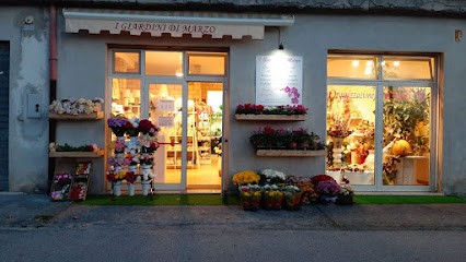 I giardini di marzo, Fiorista a Mormanno