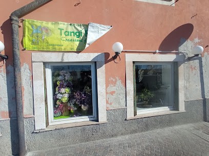 Tangi Fiori, Fiorista a Genova