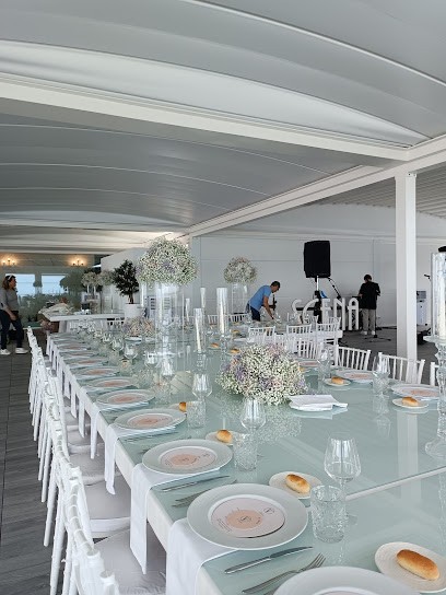 Il Vaso Di Pandora Di Giovanna Assogna, Fiorista a Castiglione Messer Raimondo