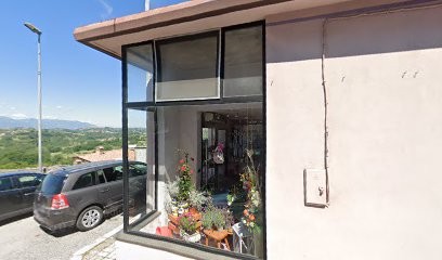 Eden Garden Di De Vellis Luana, Fiorista a Strangolagalli