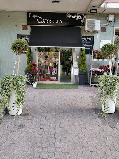 Pasquale Carrella, Fiorista a Salerno