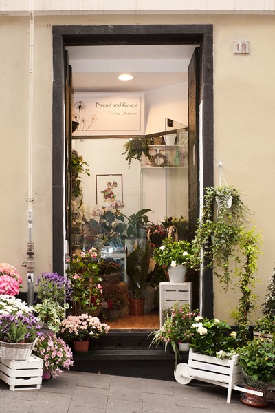 Bread And Roses, Fiori E Dintorni, Fiorista a Genova