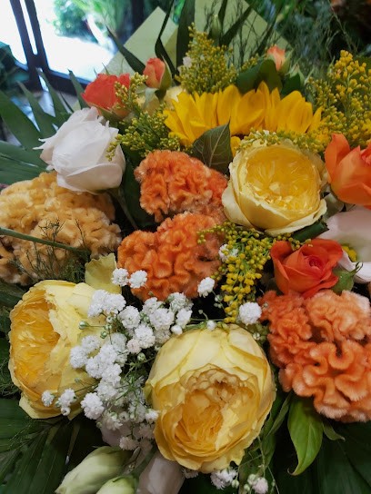 Marisa Fiorista Mascali, Fiorista a Mascali