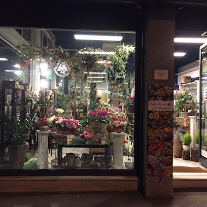 Fiori Astrid Al Boschetto Di Elena Tazzari, Fiorista a Trieste