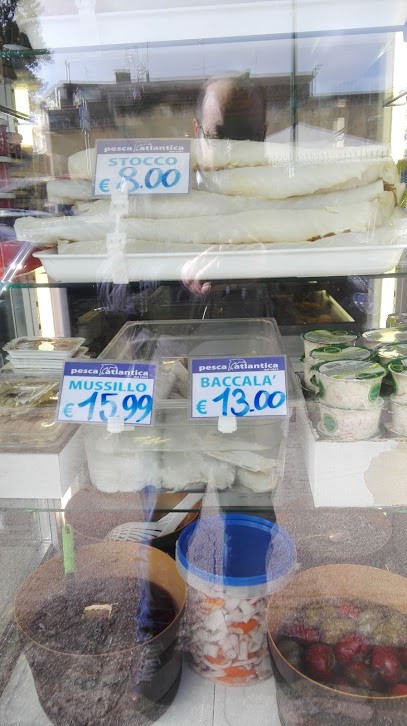 La Rosa Rossa Di Senese Luciano, Fiorista a Napoli