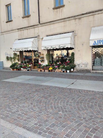 Gregori, Fiorista a Vigevano