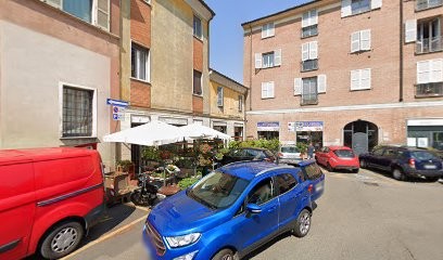 Fiorista Antonello Ferrari, Fiorista a Piacenza