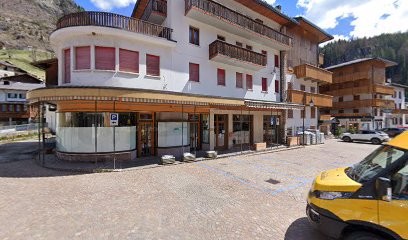 Pezze' Monica, Fiorista a Alleghe