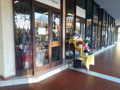 Les Fleurs Di Rovere Sandra & C. Snc, Fiorista a Mondovì