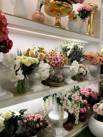 La Fenice Floral Designer Di Titta Melucci, Fiorista a Cardito