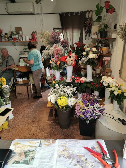 Marcella Fiori, Fiorista a Certaldo