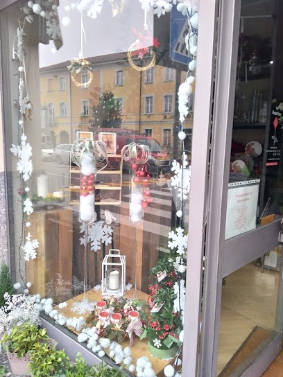 Rosae Ross Siziano, Fiorista a Siziano