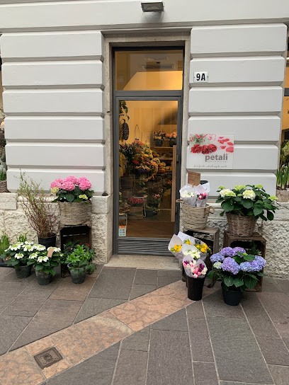 FIORERIA PETALI, Fiorista a Trento