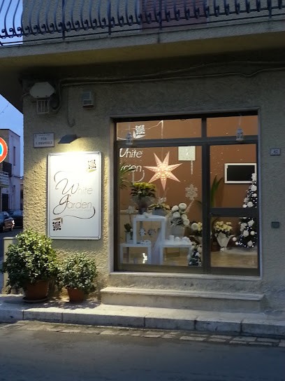 White Garden, Fiorista a Cellino San Marco