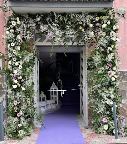 Dea Dei Fiori Di Carmine De Cicco, Fiorista a Napoli