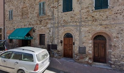 Dinelli Michela, Fiorista a Suvereto