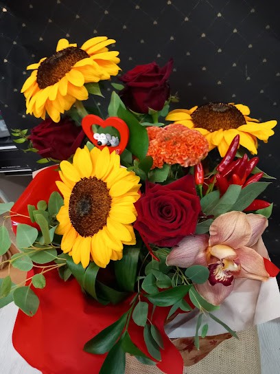 Serra Fiorita da Anna, Fiorista a Trinità d'Agultu e Vignola