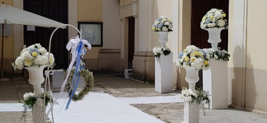 Fiorai (Recale Caserta) - Fiori Economici Da 10€ - Consegna Fiori A Domicilio - Flower Design, Fiorista a Recale