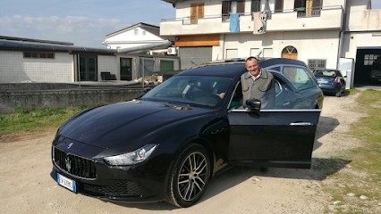 Onoranze Funebri San Pio Di Annamaria Silvestri, Fiorista a Calvi