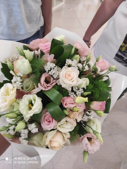 Idea verde di Quarta Maria Rosaria, Fiorista a Arnesano