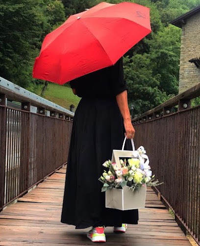 Abati Emanuela, Fiorista a Vetto