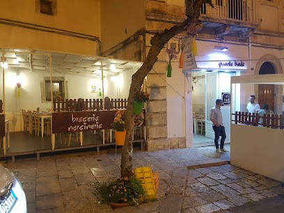 Il BOSS DEI FIORI DI GIUSEPPE ALÒ, Fiorista a Martina Franca