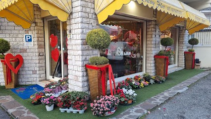 Silvy Flor, Fiorista a Lumezzane