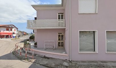 Maestri Monica, Fiorista a Goro