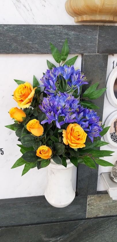 Graziella Renata, Fiorista a Treviglio