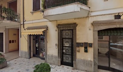 Canevali Anna Lisa, Fiorista a Capriolo